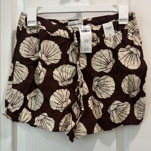 Abercrombie & Fitch Linen High Waist Shell Print Shorts - Brown and Cream